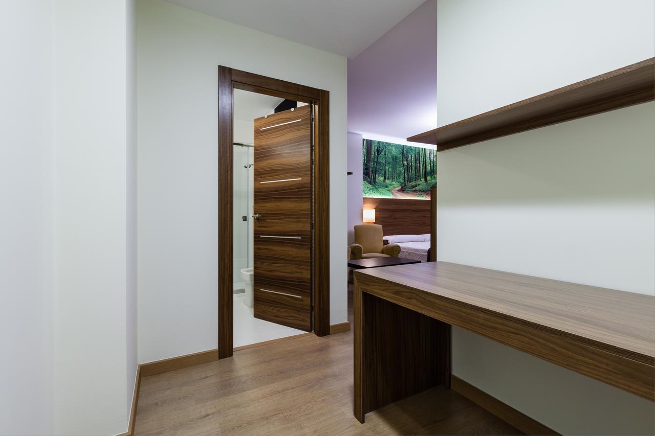 גרנדה Hostal Arriola מראה חיצוני תמונה